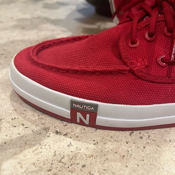 New Mens Nautica red casual boat shoes size 9.5 - Picture 2 of 7